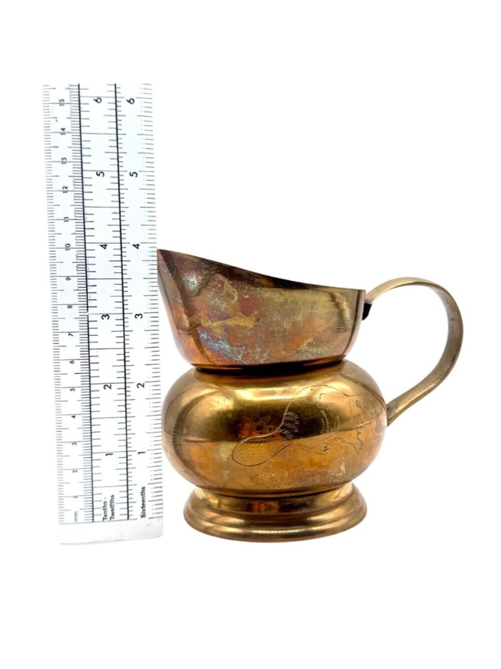 Vintage Hudson Bay Brass Pitcher 4.5" Tall Etched Beaver Design 1970s Decorative - Picture 9 of 11